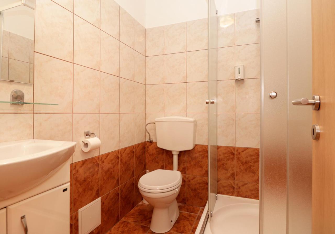 מריבור Beg Rooms מראה חיצוני תמונה