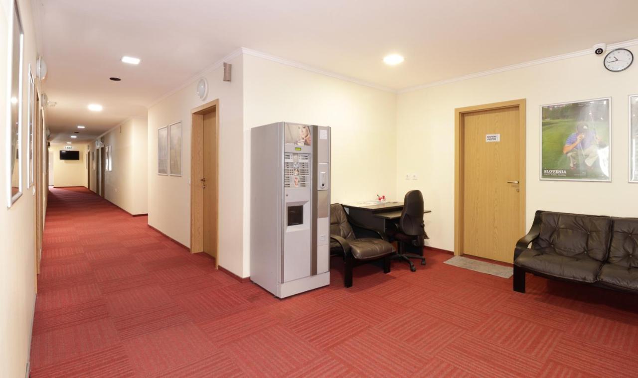 מריבור Beg Rooms מראה חיצוני תמונה